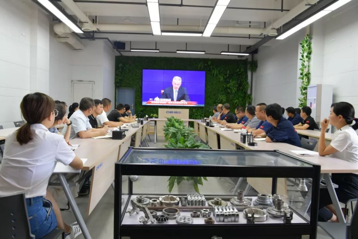 高端拉床,专用机床,内拉床,外拉床,数控机床,自动化生产线,工业机器人,拉床,拉刀,自动化