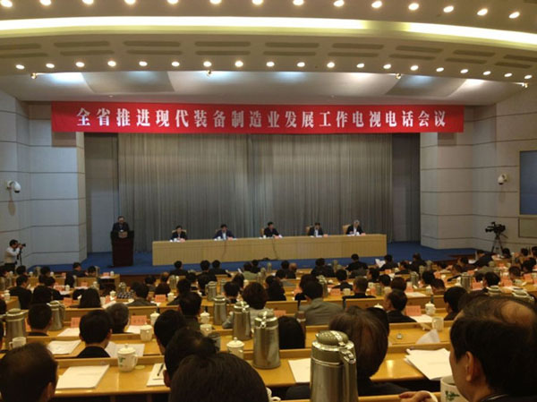 高端拉床,专用机床,内拉床,外拉床,数控机床,自动化生产线,工业机器人,拉床,拉刀,自动化