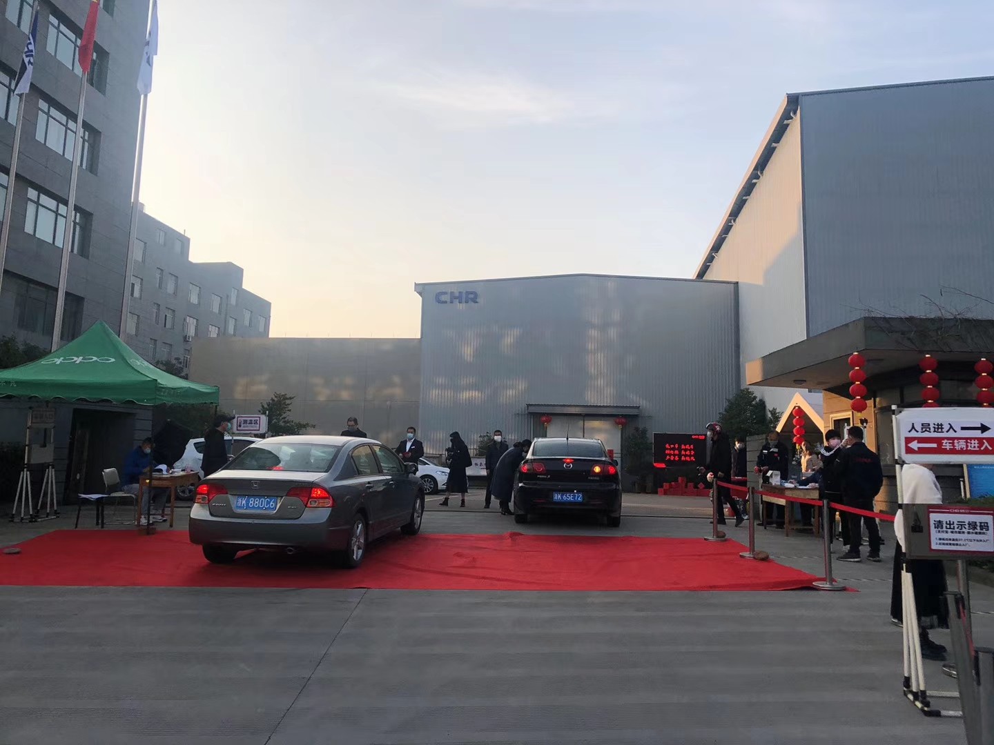 拉床,拉刀,自动化,高端拉床,专用机床,内拉床,外拉床,数控机床,自动化生产线,工业机器人