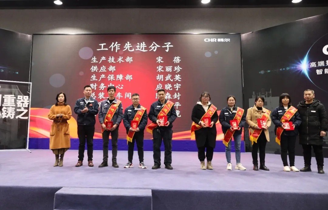 拉床,拉刀,自动化,高端拉床,专用机床,内拉床,外拉床,数控机床,自动化生产线,工业机器人