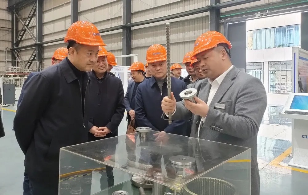 拉床,拉刀,自动化,高端拉床,专用机床,内拉床,外拉床,数控机床,自动化生产线,工业机器人