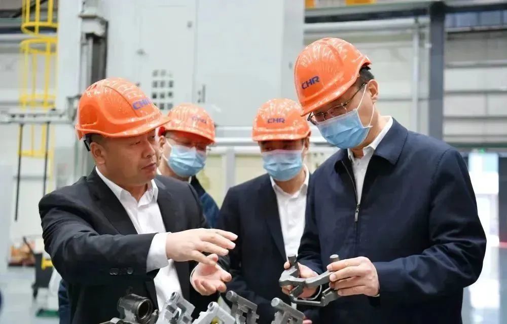 拉床,拉刀,自动化,高端拉床,专用机床,内拉床,外拉床,数控机床,自动化生产线,工业机器人