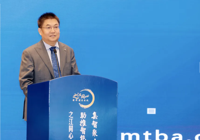 拉床,拉刀,自动化,高端拉床,专用机床,内拉床,外拉床,数控机床,自动化生产线,工业机器人