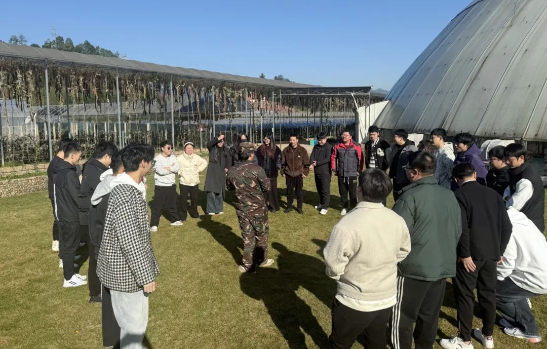 拉床,拉刀,自动化,高端拉床,专用机床,内拉床,外拉床,数控机床,自动化生产线,工业机器人